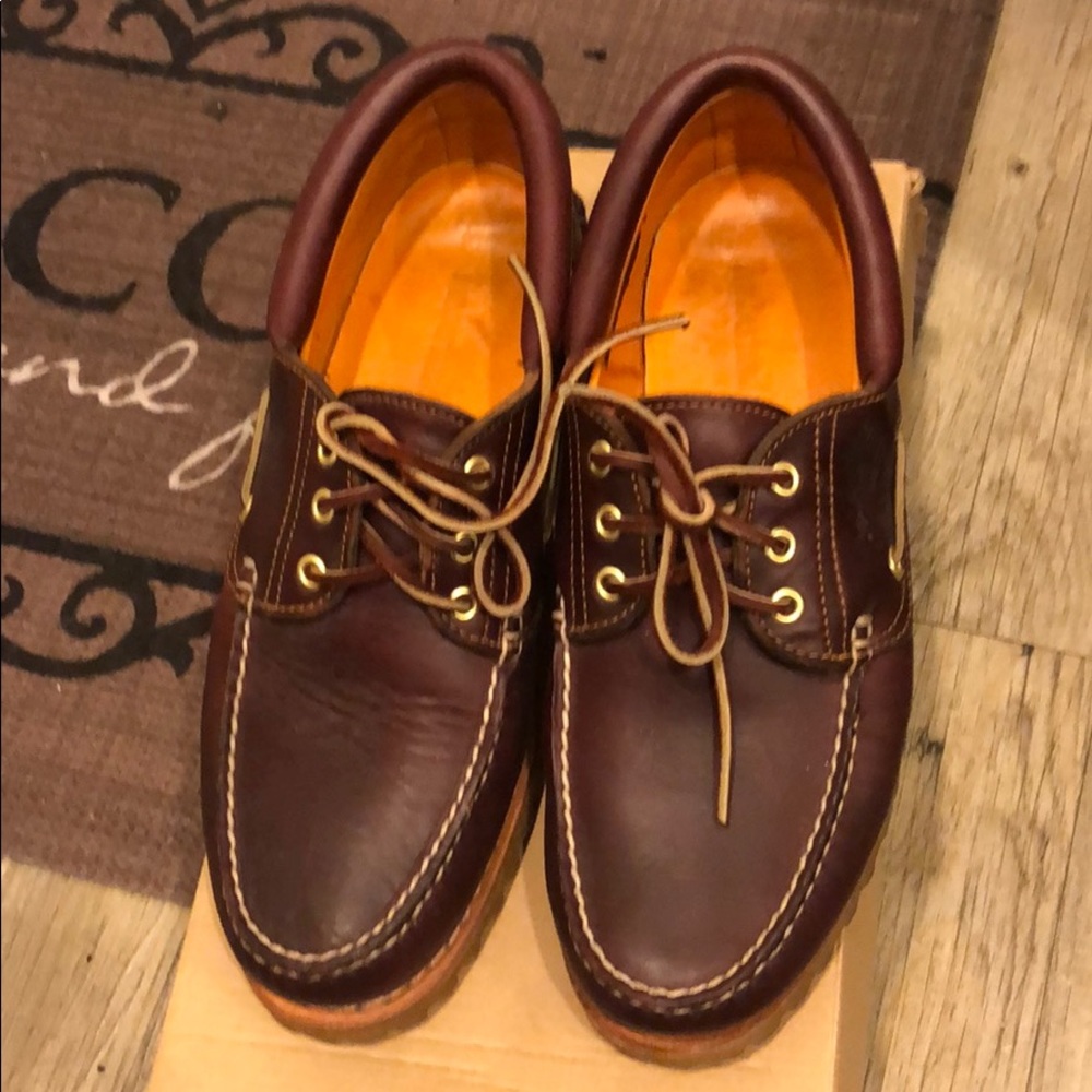 Lug boots